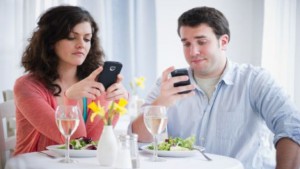 ¿Cómo afectan las redes sociales nuestra vida familiar?