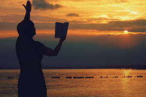 Fundamentos bíblicos para revitalizar la relación familiar