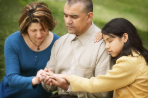Contagie a su familia con la fe si quiere cimentar un hogar sólido (Cimentación Familiar – Cap. 11)