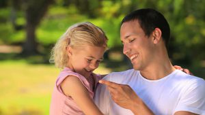 Prepare a sus hijas para una vida futura familiar