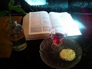 La Santa Cena, ¿qué es, qué significa y por qué la toman los cristianos? (Lección 10 – Nivel 1)  