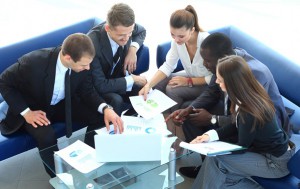 No estamos solos en el liderazgo, hay con nosotros un equipo de trabajo (Lección 1)