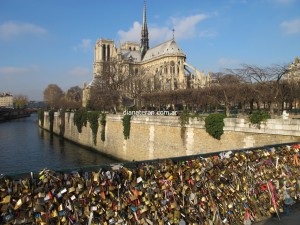 Una relación de pareja tan sólida como un candado