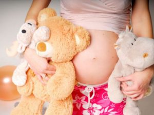 ¿Hay forma de frenar el embarazo de adolescentes?