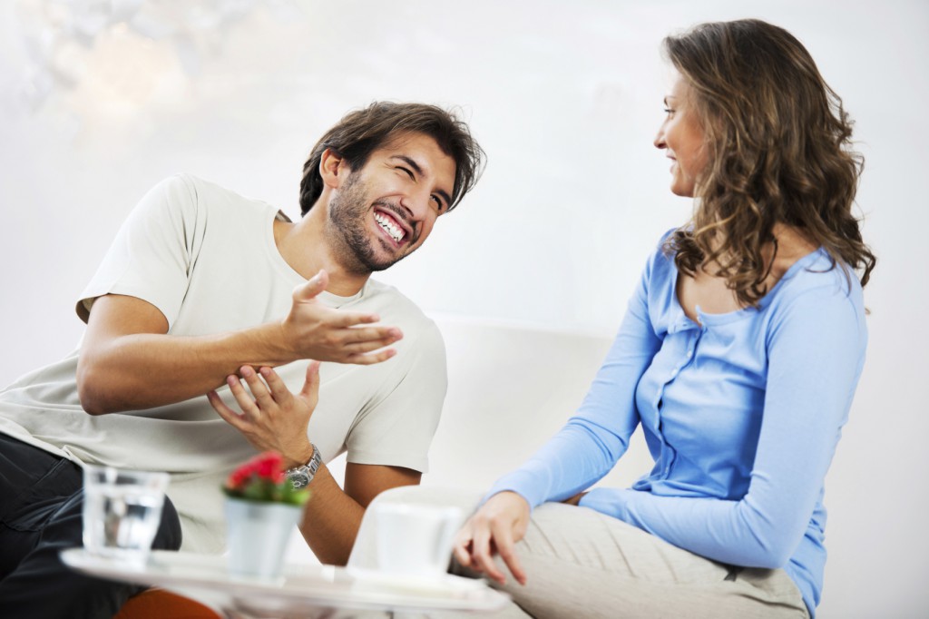 Debemos tratar a nuestro cónyuge con amor y consideración Debemos tratar a nuestro cónyuge con amor y consideración