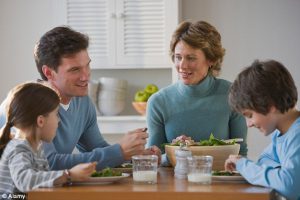  Forme hijos con principios sólidos en una sociedad en crisis